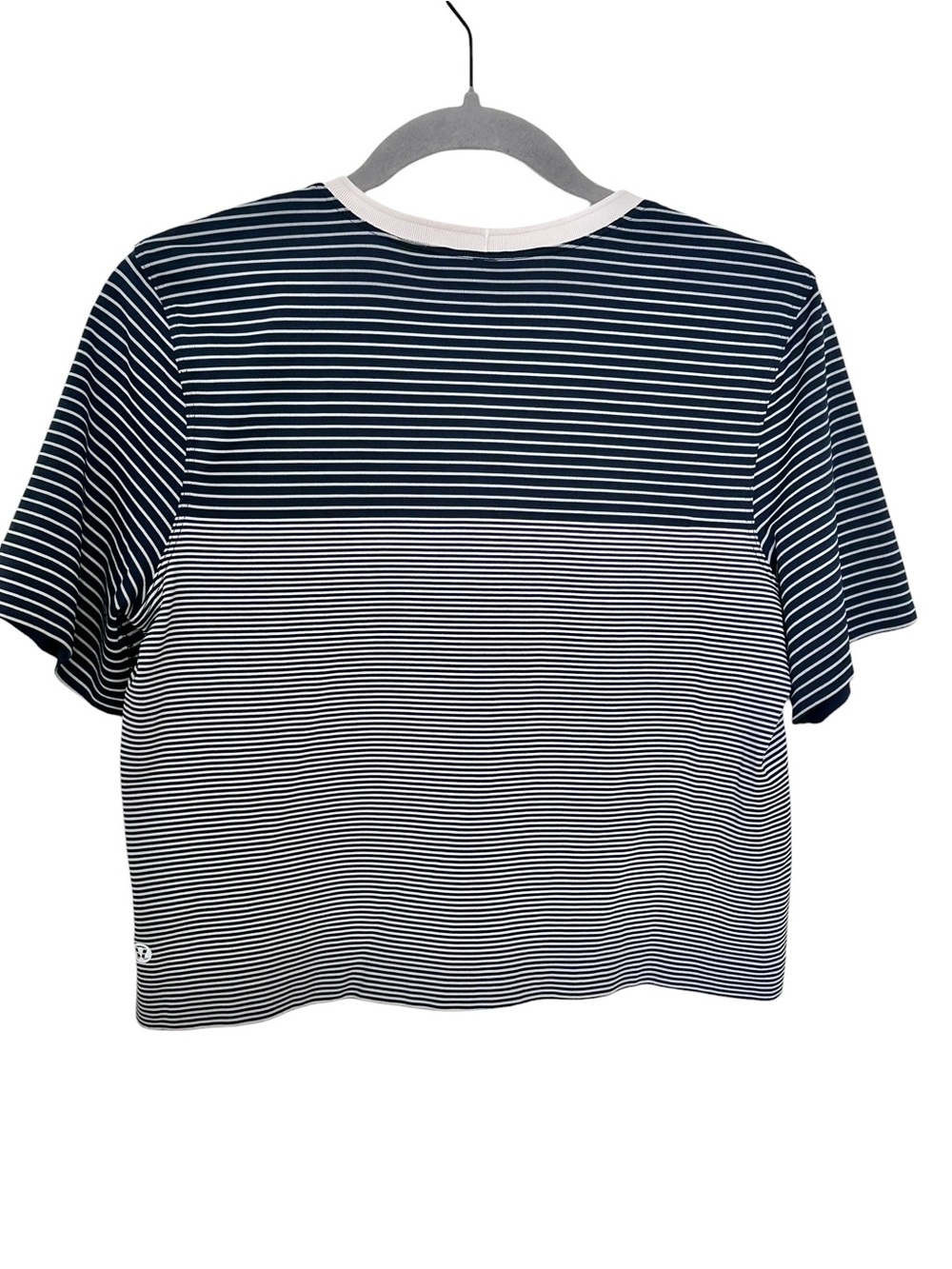Lululemon Seamless Classic-Fit Mariner Stripe Cropped T-Shirt Size M - Picture 4 of 7